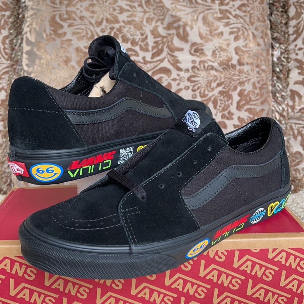 Vans Sk8-Low Disruptive Black/Black - Picture 2 of 16